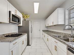 5710  Meadowick Lane , Dallas Texas 75227