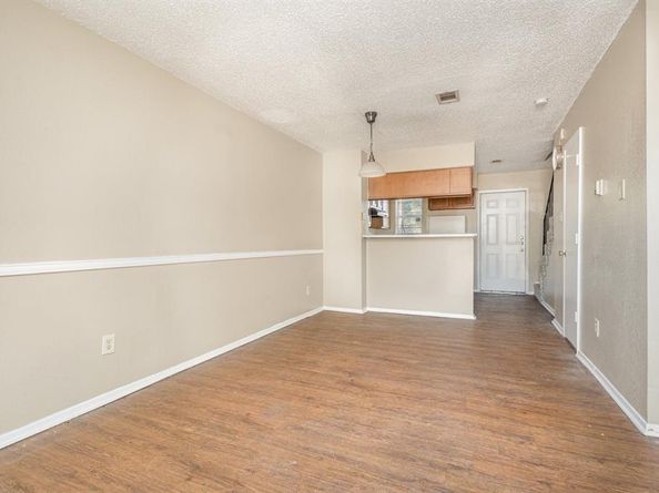 2243  Aspen Drive , Dallas Texas 75227