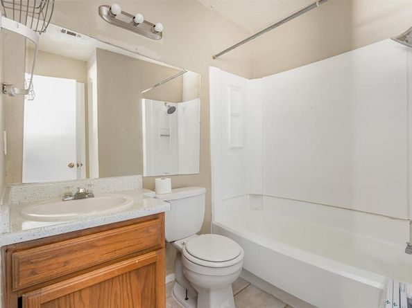 2243  Aspen Drive , Dallas Texas 75227