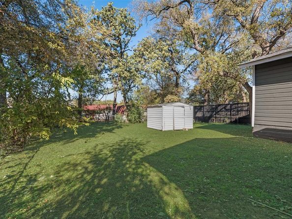 4249  Crenshaw Avenue , Fort Worth Texas 76105