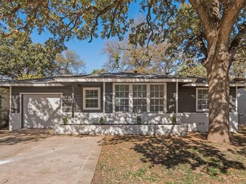 4249  Crenshaw Avenue 