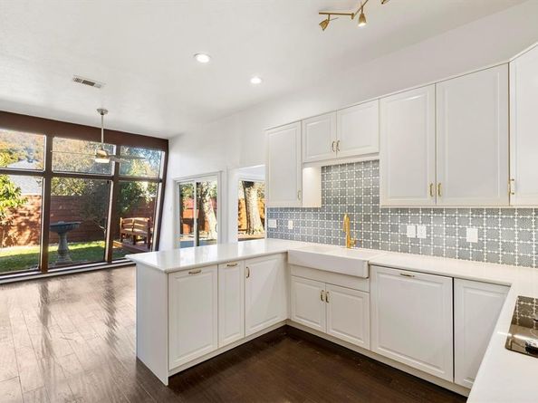 6021  Canyon Springs Road , Dallas Texas 75248