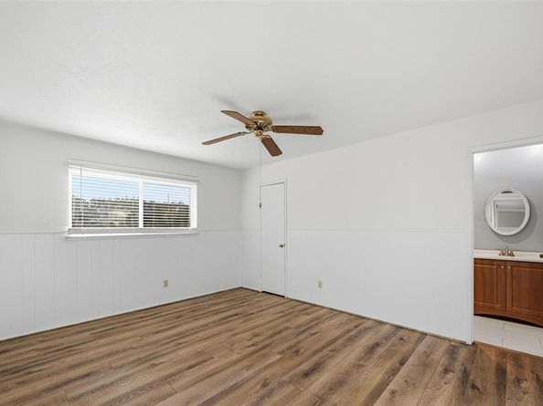 1721  Dell Oak Drive , Garland Texas 75040