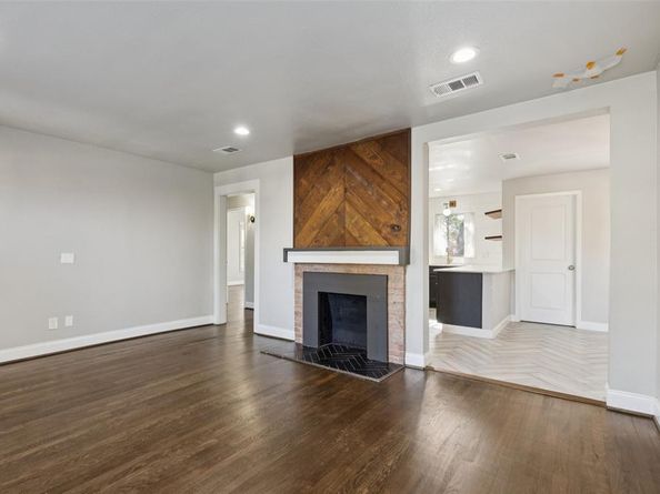 322  Beckleywood Boulevard , Dallas Texas 75224