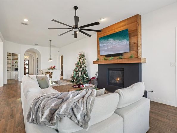 3436  Belterra Drive , Celina Texas 75009