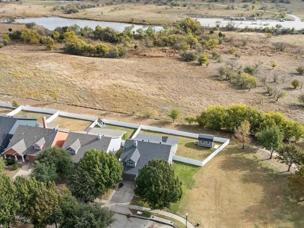 10904  Caldwell Lane , Fort Worth Texas 76179