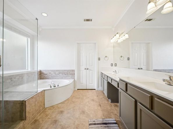 3873  Gillespie Drive , Carrollton Texas 75010