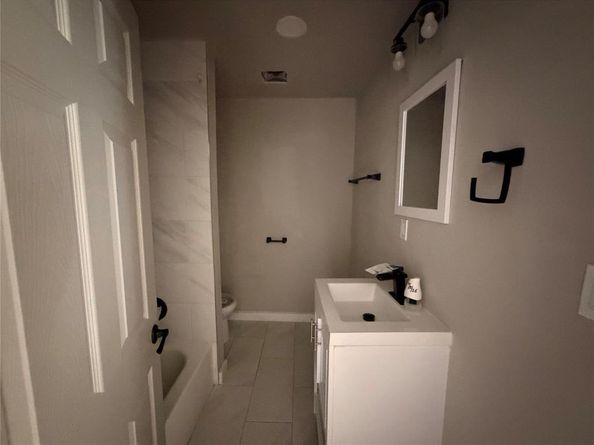 1115 S Glasgow Drive  2, Dallas Texas 75223