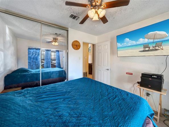 10464  Woodleaf Drive , Dallas Texas 75227