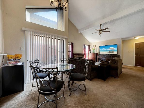 10464  Woodleaf Drive , Dallas Texas 75227