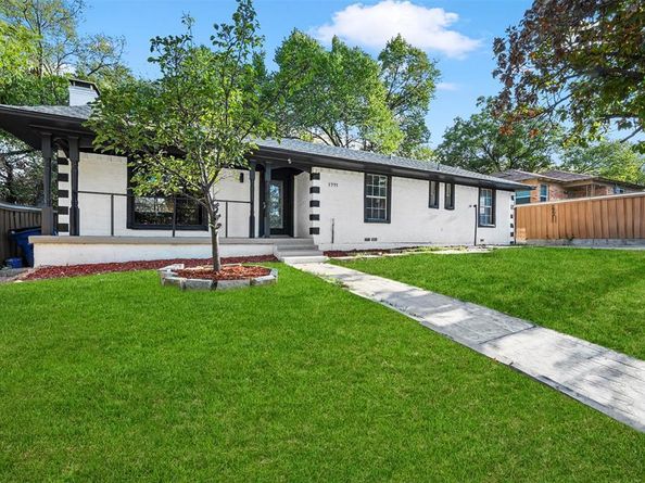 1711  Essex Avenue , Dallas Texas 75203