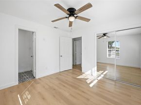 1711  Essex Avenue , Dallas Texas 75203