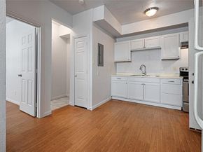 3020  South Boulevard  6, Dallas Texas 75215