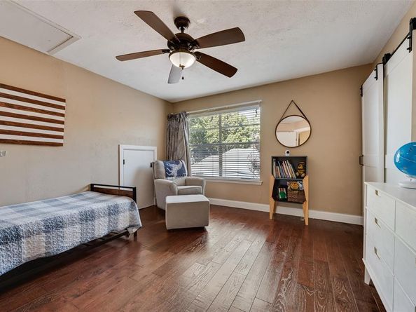 2203  Southcrest Drive , Arlington Texas 76013