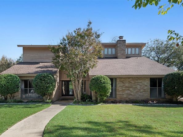 2203  Southcrest Drive , Arlington Texas 76013