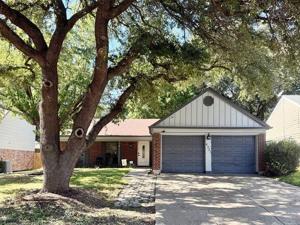 4321  Winchester Court , Grand Prairie Texas 75052