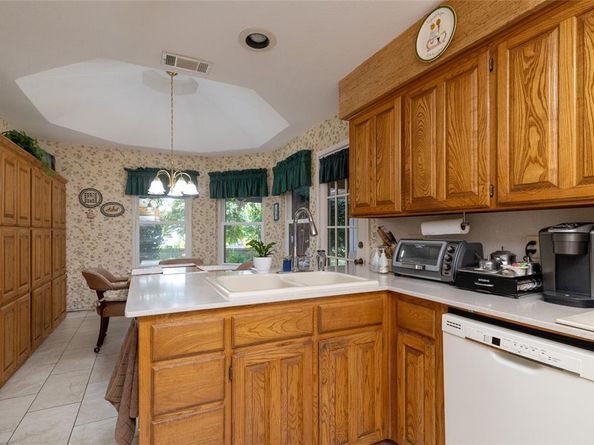 10053  Regent Row Street , Benbrook Texas 76126