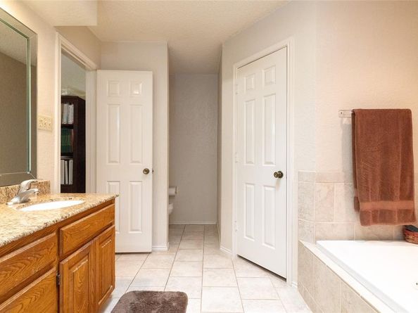 10053  Regent Row Street , Benbrook Texas 76126