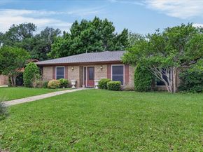 1808 E Cedar Elm Drive , Arlington Texas 76012