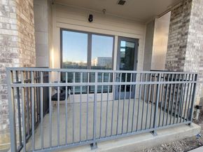 2700  Old Denton Road  1017, Carrollton Texas 75007