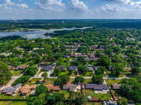 2212  Ridge Lane , Grapevine Texas 76051