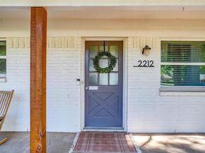 2212  Ridge Lane , Grapevine Texas 76051