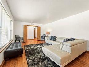 535  Degan Avenue , Lewisville Texas 75057