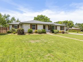 535  Degan Avenue , Lewisville Texas 75057