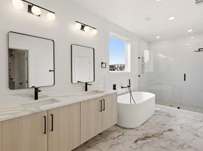 415 N Patton Avenue , Dallas Texas 75203