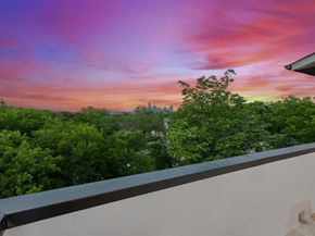415 N Patton Avenue , Dallas Texas 75203