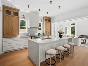1510  Marfa Avenue , Dallas Texas 75216