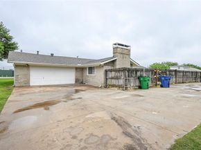 108 S Beverly Street , Crowley Texas 76036