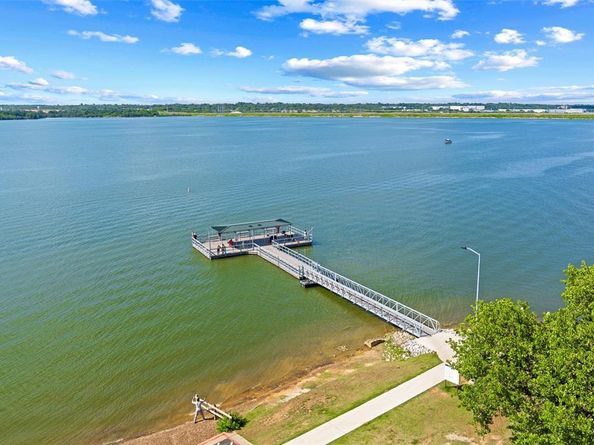 6004  Lakehurst Drive , Arlington Texas 76016