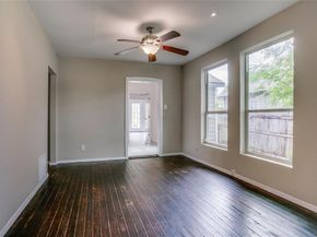 818 E Woodin Boulevard , Dallas Texas 75216