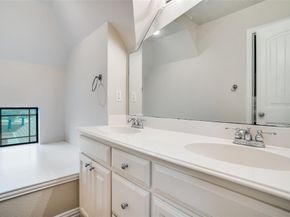 809  Longridge Drive , Denton Texas 76205