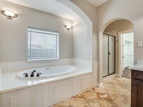 809  Longridge Drive , Denton Texas 76205