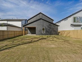 3910  Harlingen  , Dallas Texas 75212