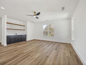 3910  Harlingen  , Dallas Texas 75212