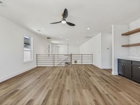 3910  Harlingen  , Dallas Texas 75212