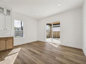 3910  Harlingen  , Dallas Texas 75212