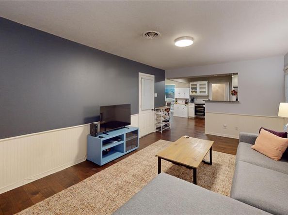 8257  Stony Creek Drive , Dallas Texas 75228