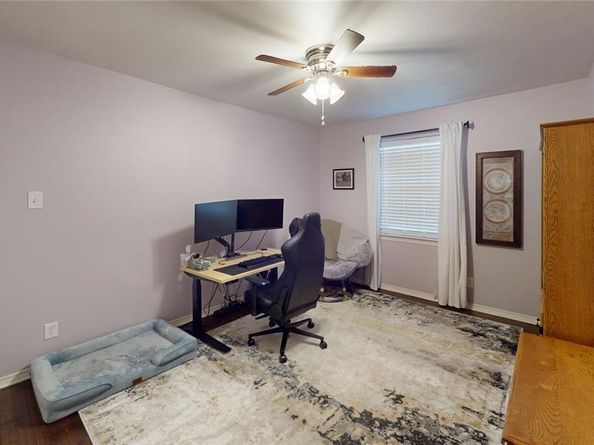 8257  Stony Creek Drive , Dallas Texas 75228