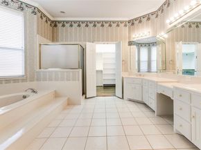 1119  Creekwood Drive , Garland Texas 75044