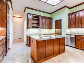 1119  Creekwood Drive , Garland Texas 75044