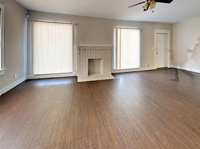 1824  Stella Avenue , Dallas Texas 75203