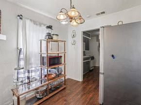 3737  Willing Avenue , Fort Worth Texas 76110