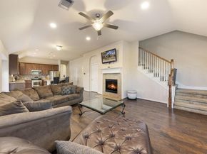 433  Castle Street , DeSoto Texas 75115