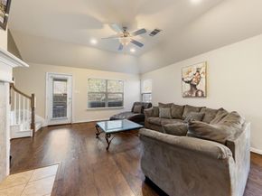 433  Castle Street , DeSoto Texas 75115