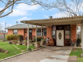 106 W Vista Drive , Garland Texas 75041