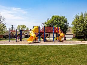 917  Warbler  , Aubrey Texas 76227
